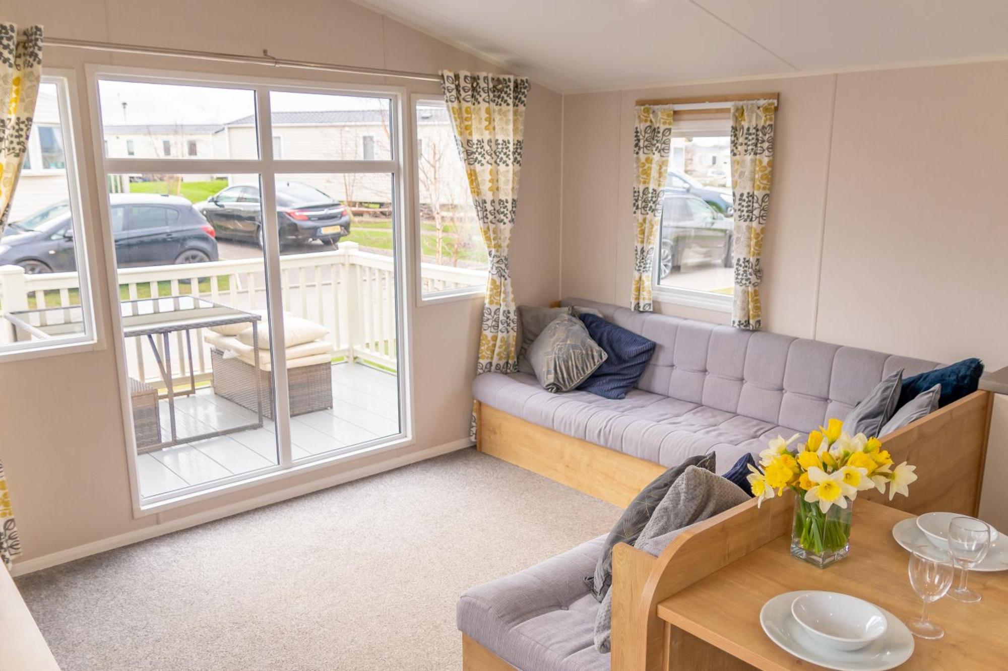 64 Lancaster The Lazy Willow 3 Bedroom Hot Tub Caravan Tattershall Lakes 외부 사진