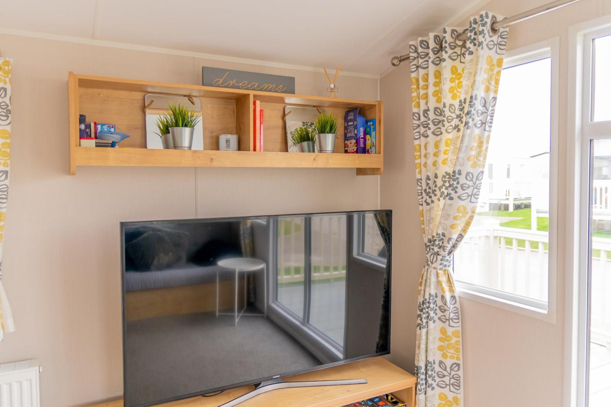 64 Lancaster The Lazy Willow 3 Bedroom Hot Tub Caravan Tattershall Lakes 외부 사진